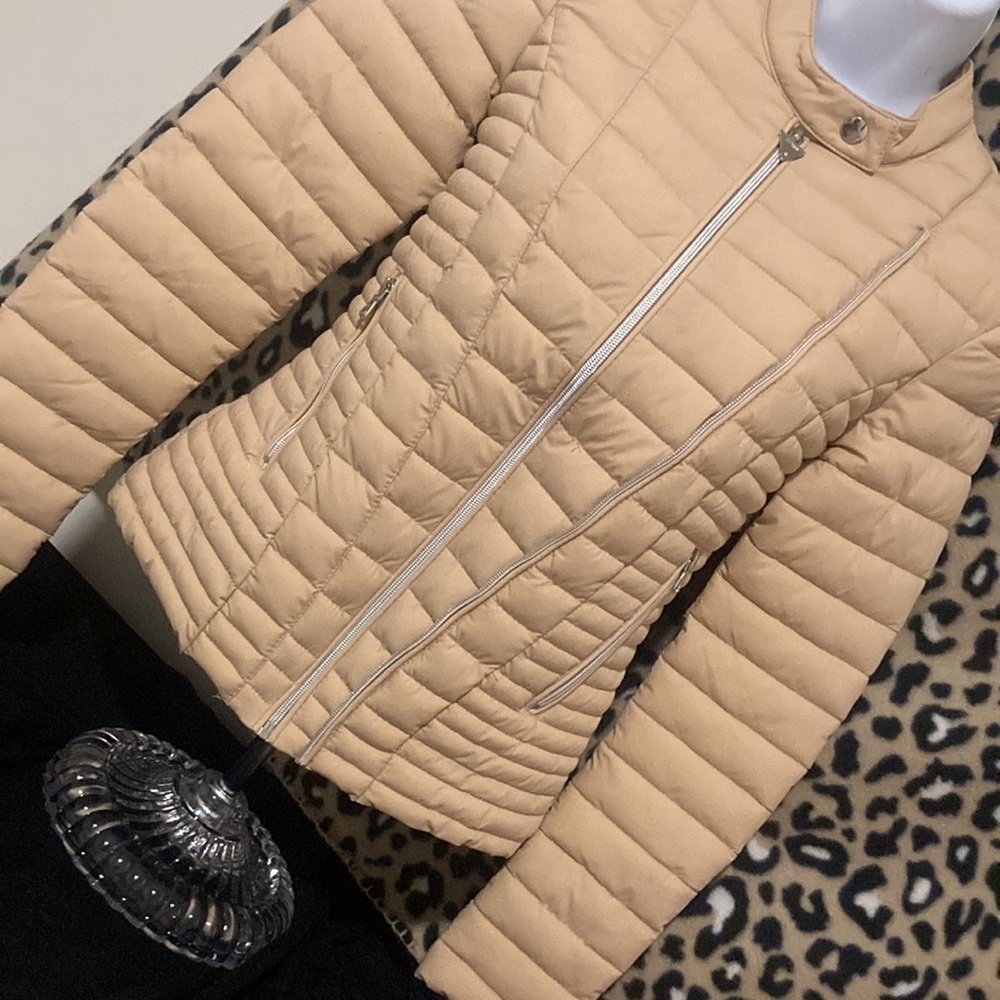 Brand New Guess jacket XS